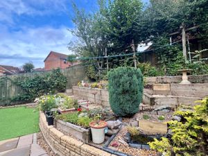 Photo 19- click for photo gallery